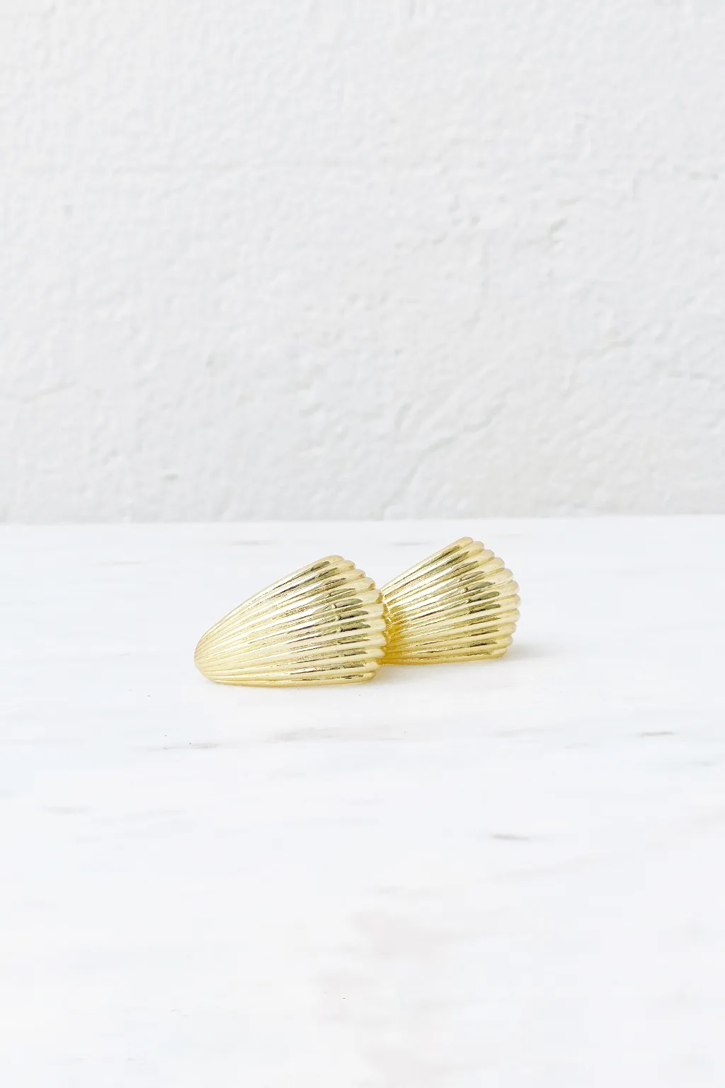 Abstract Ridged Earring-Gold