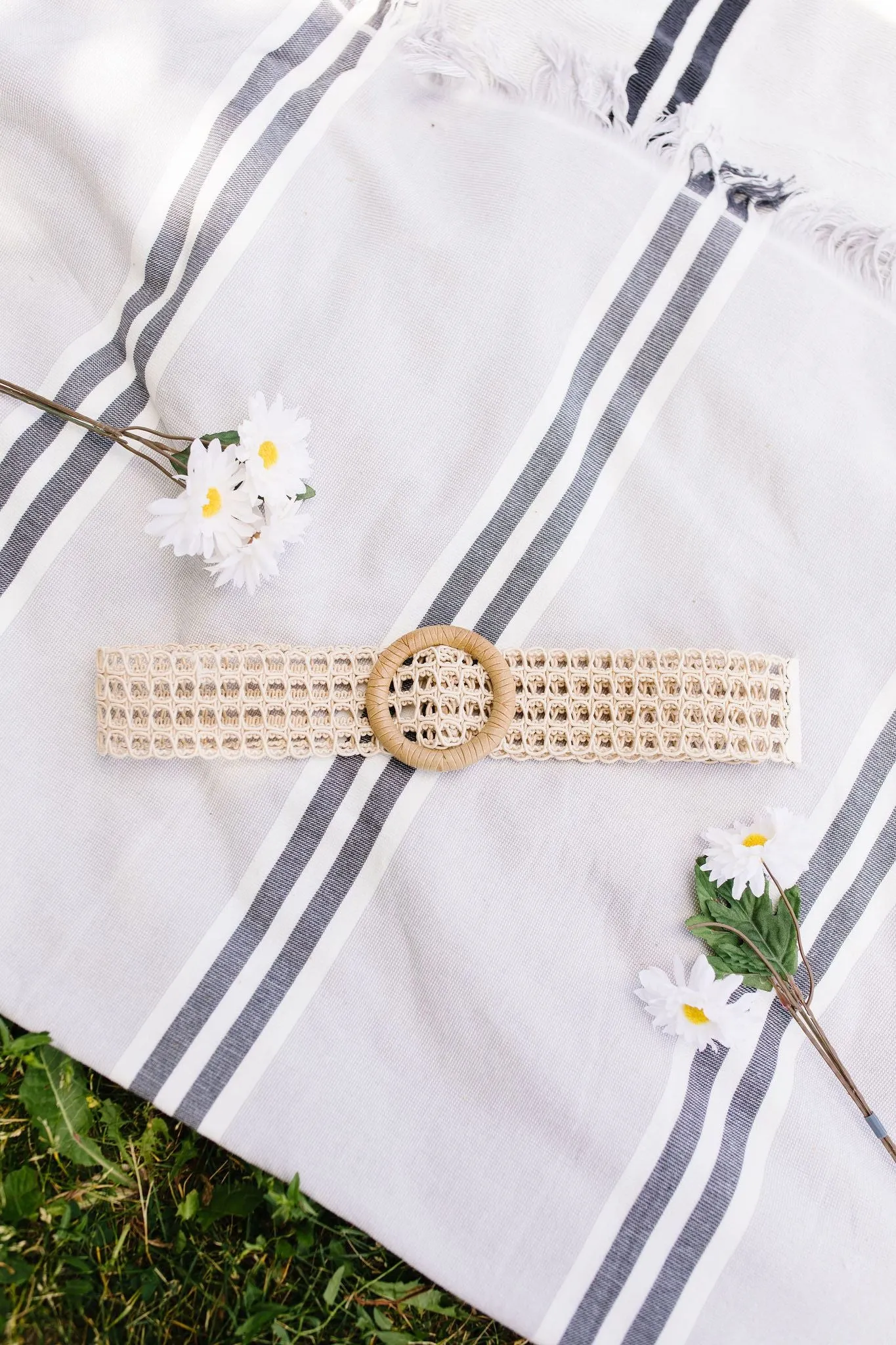 It's A Cinch Woven Belt In Ivory